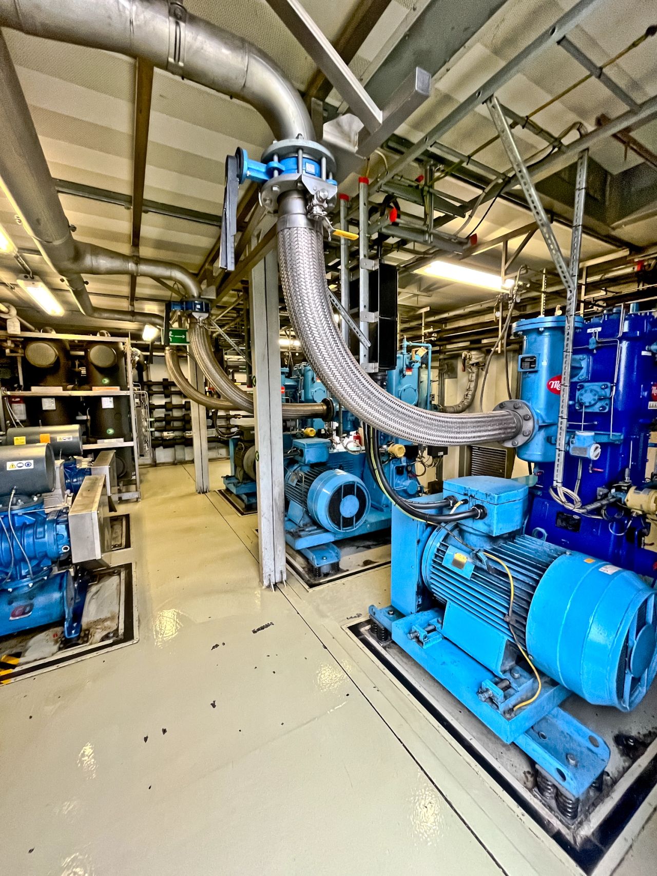 Industriereinigung Industriereinigung